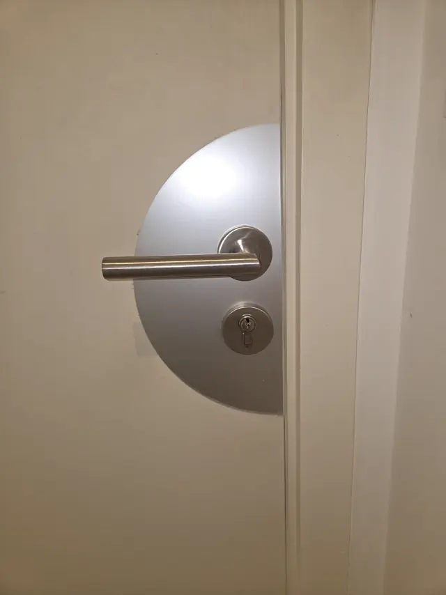 Poignée simple et barillet sans protection